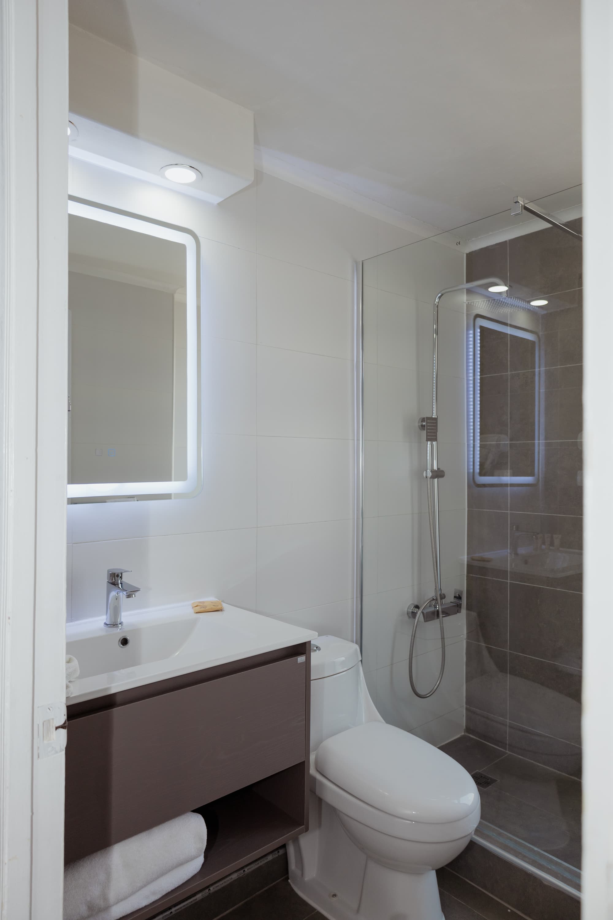 Tempo Rent Apart, Room