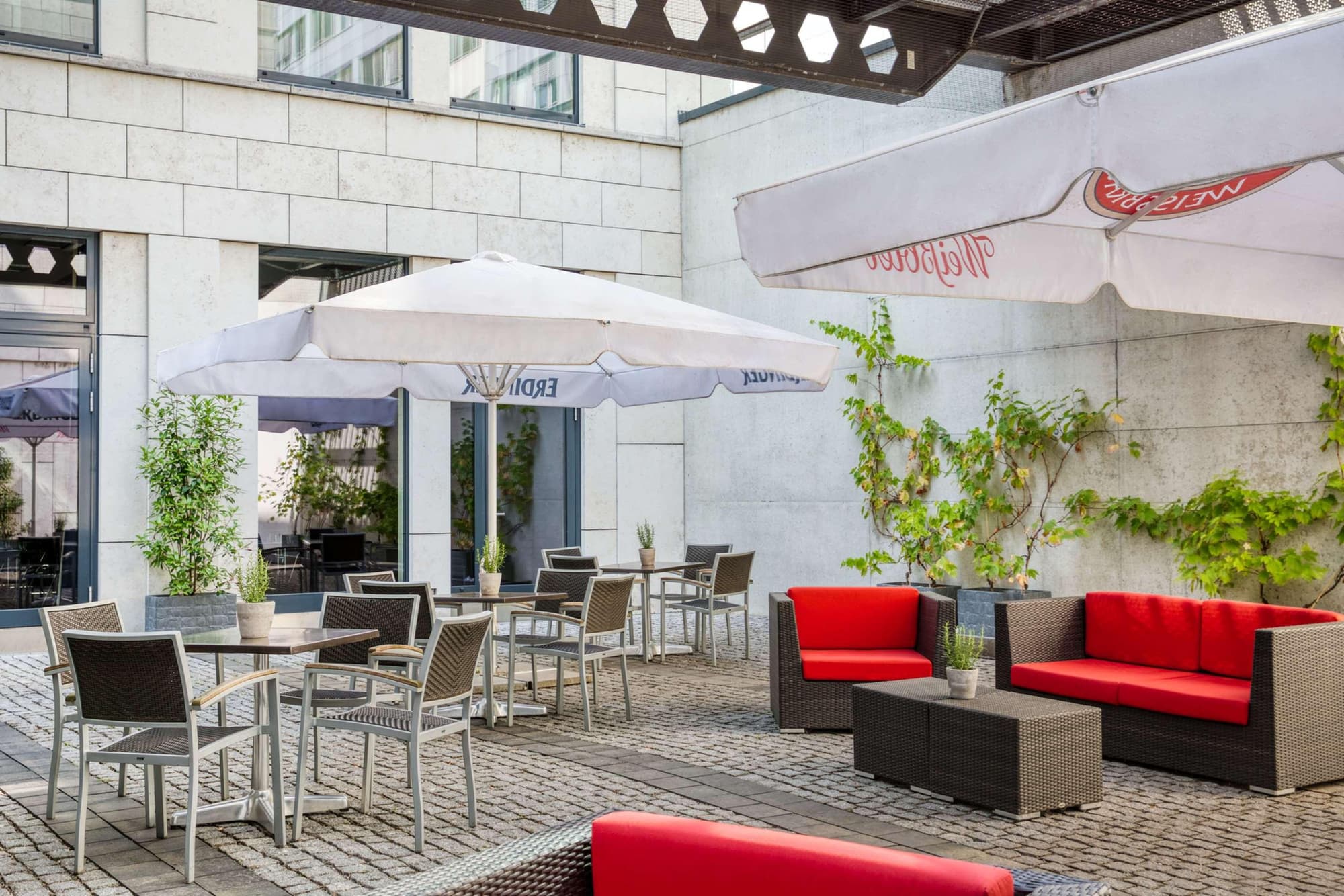 IntercityHotel Dresden, General view