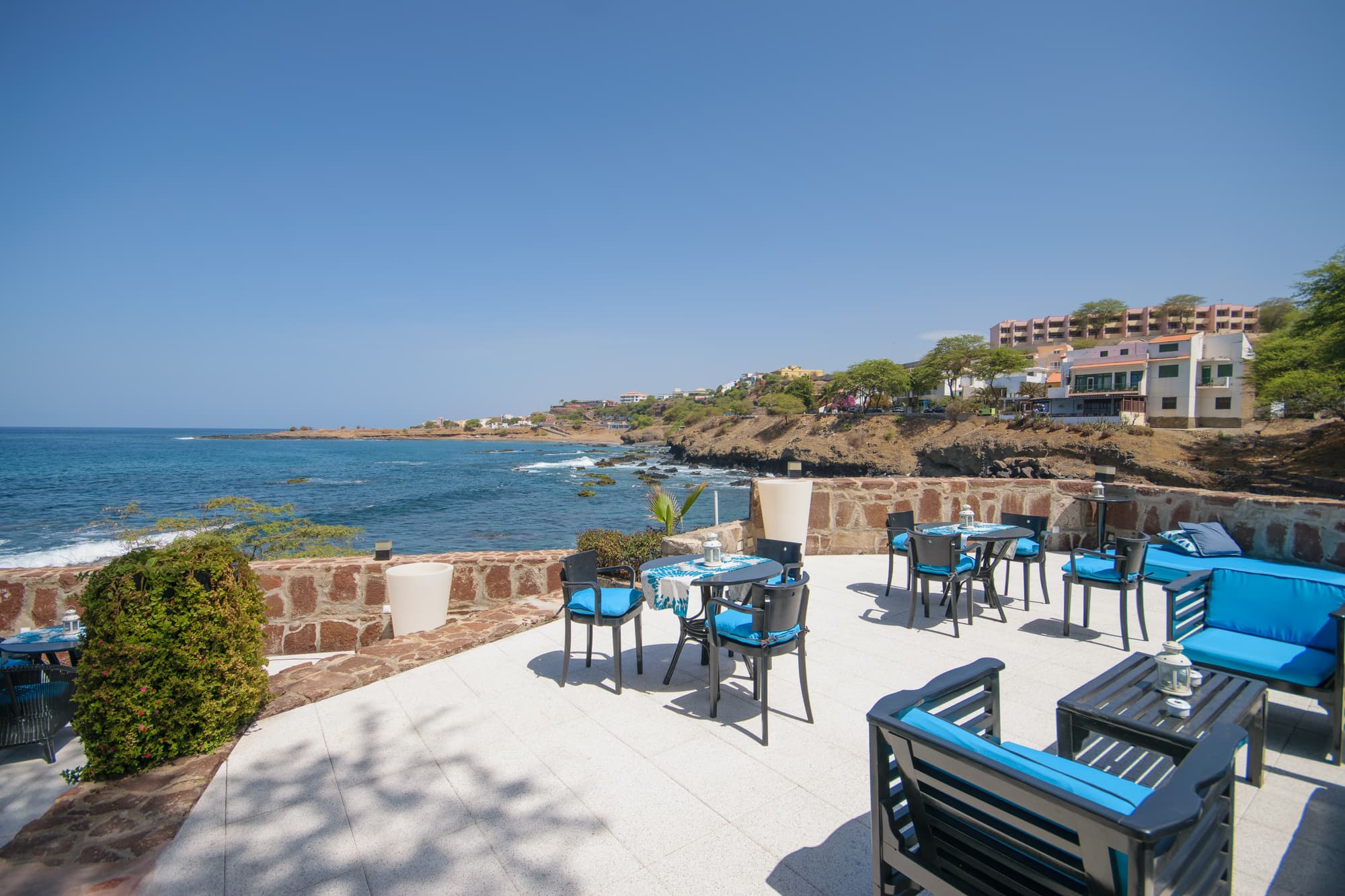 Oasis Atlantico Praiamar, Bar