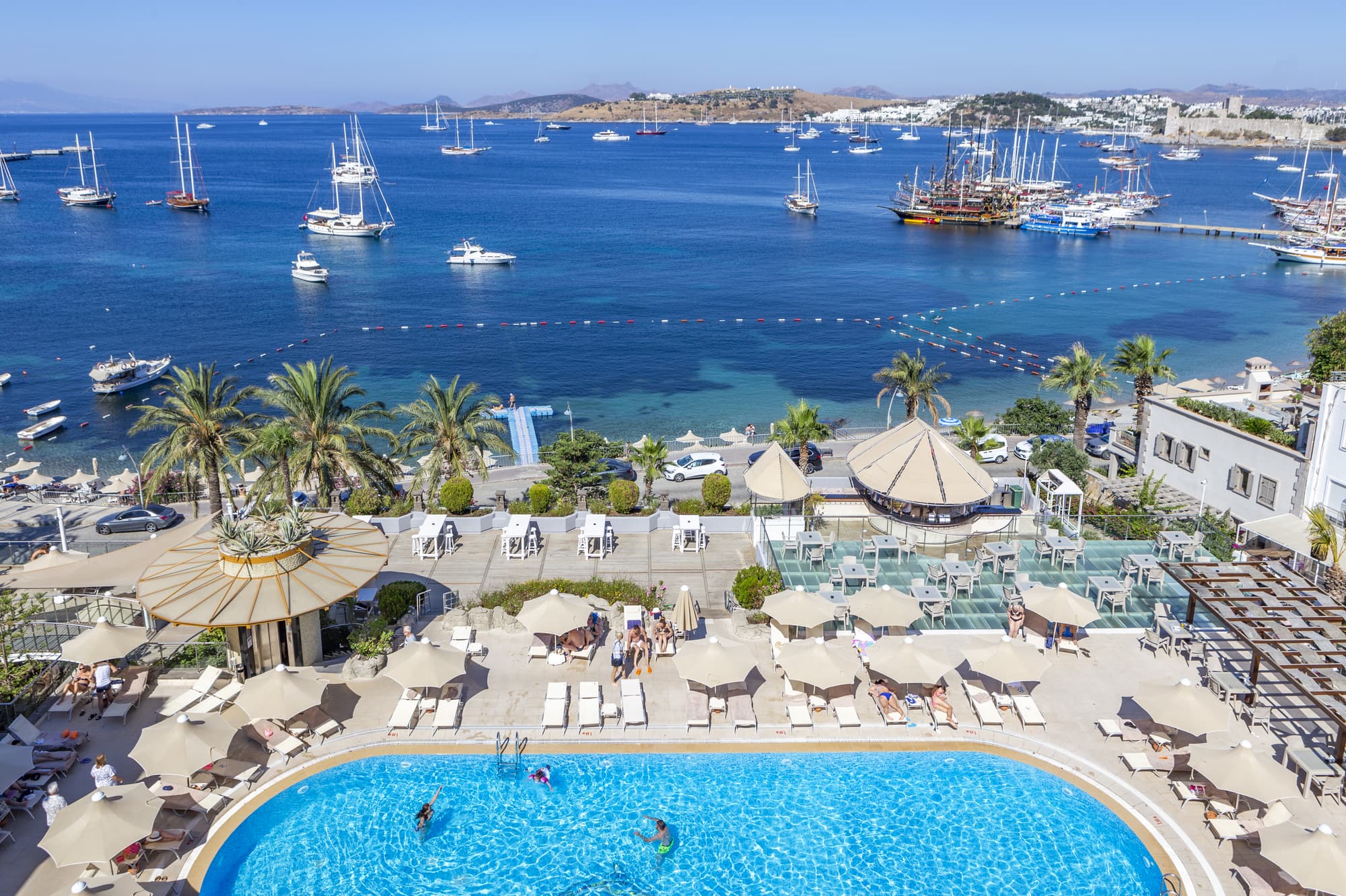 Diamond of Bodrum, Pool