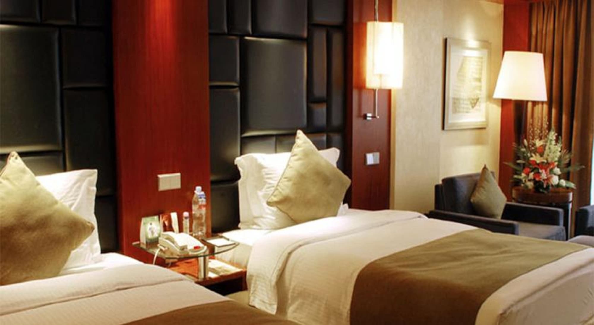 KunTai Royal Hotel, Room