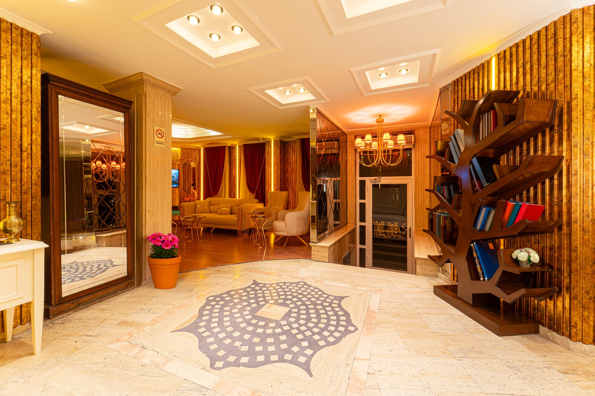 Ayasofya Hotel, Lobby