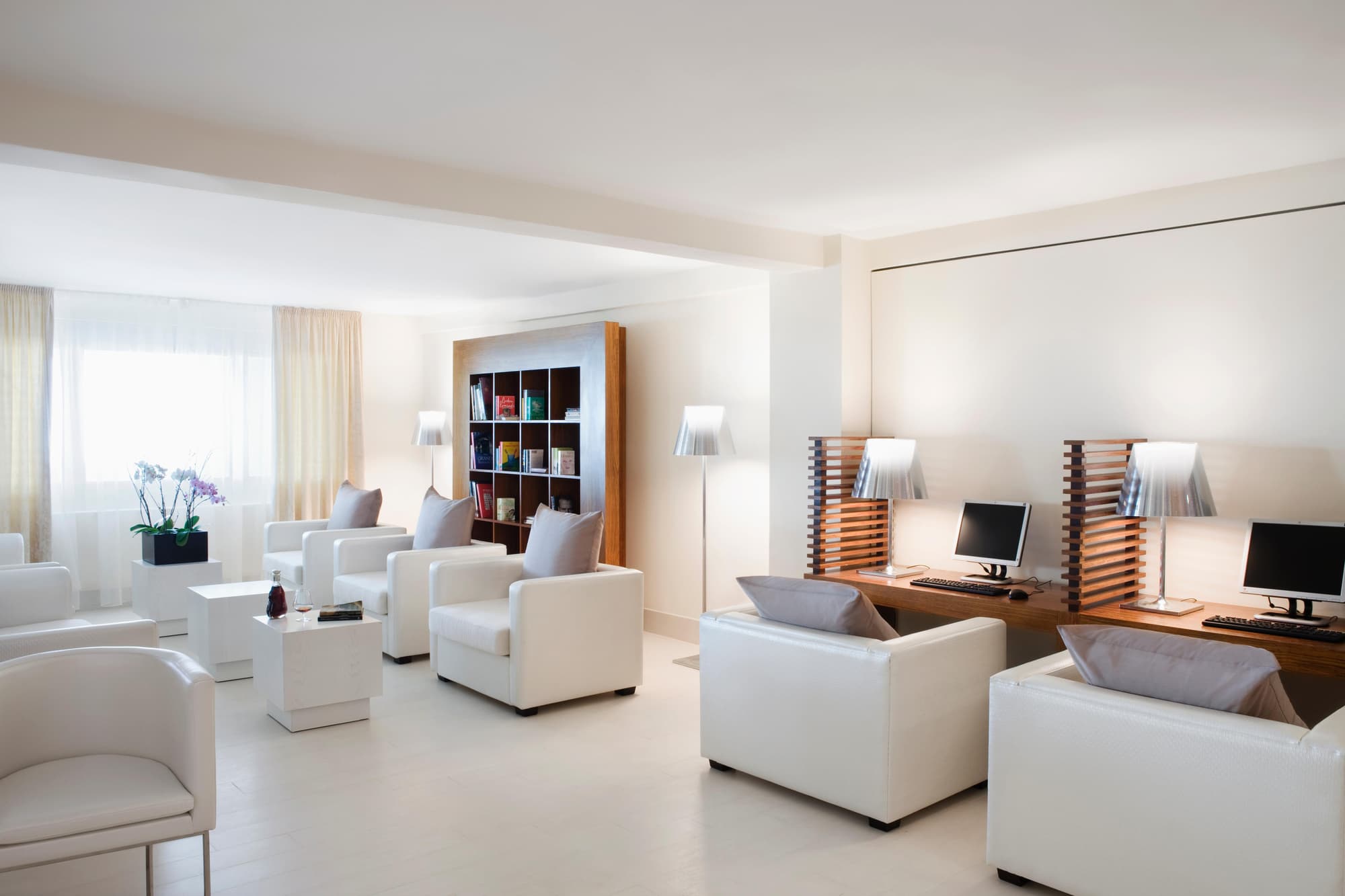 Beloved Playa Mujeres Couples Only, Lobby