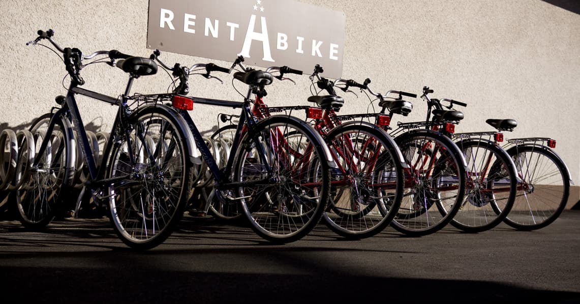 Ahotel Hotel Ljubljana, Sports and Entertainment