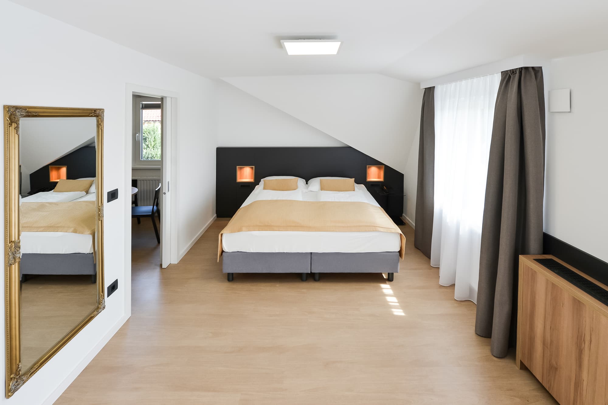 Ahotel Hotel Ljubljana, Room