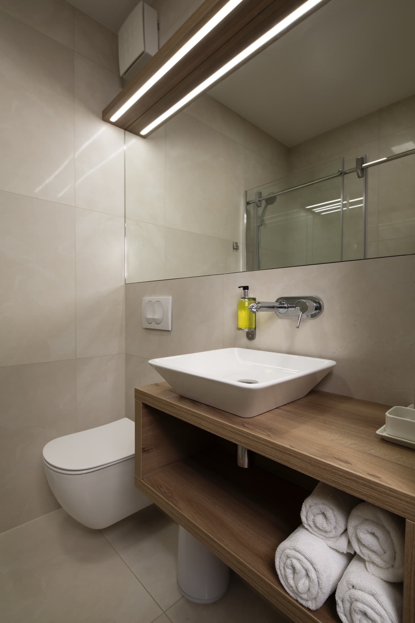 Ahotel Hotel Ljubljana, Room