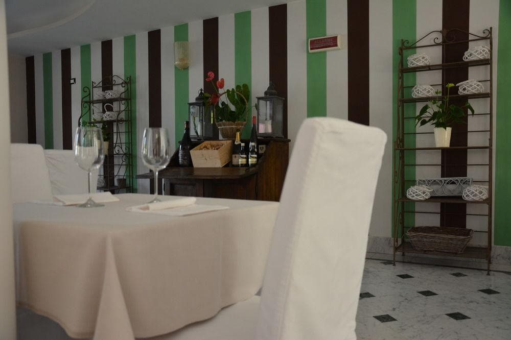 Villa Maria au Lac, General view