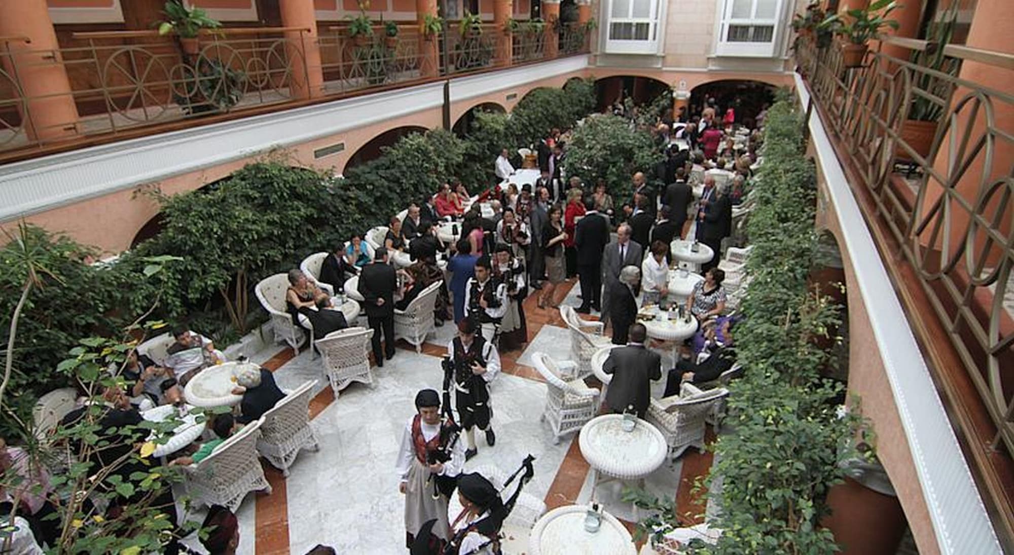 Begoña Park, Terrace