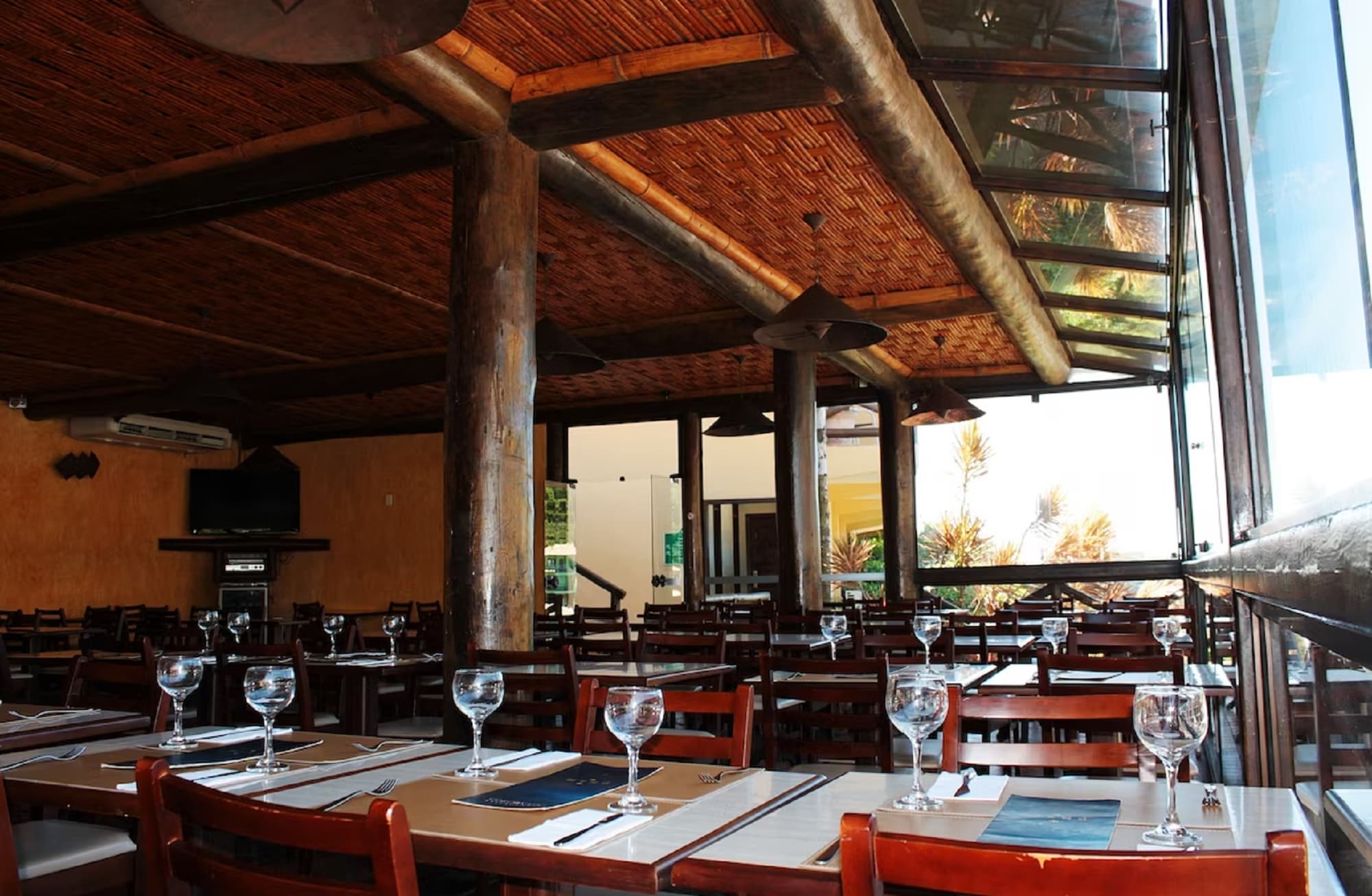 Rio Buzios Beach Hotel, Restaurant