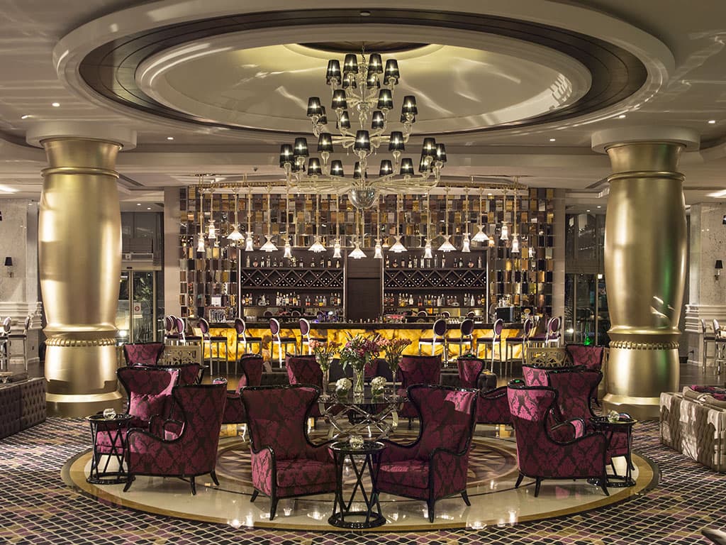 Dobedan Exclusive Hotel and Spa Ex Alva Donna, Bar