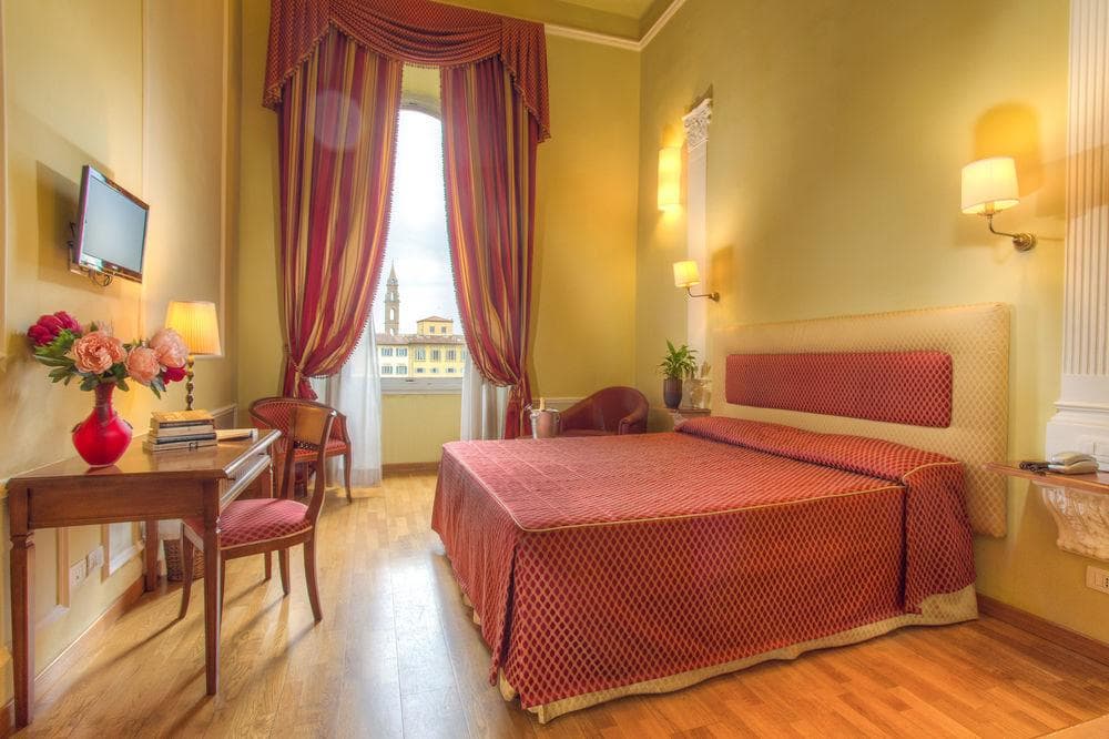 Bretagna Hotel, General view