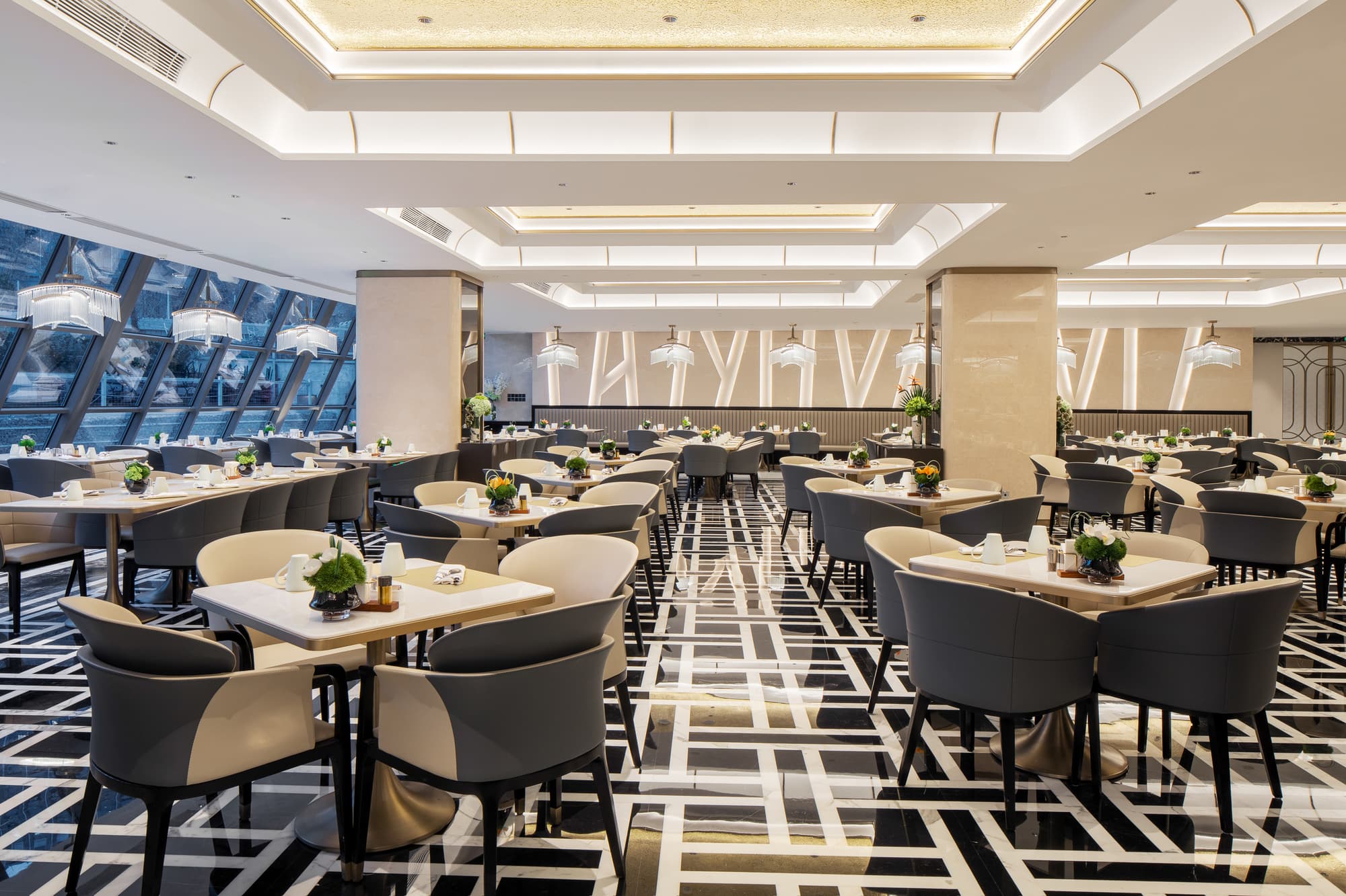 Pullman Beijing South, Restaurant