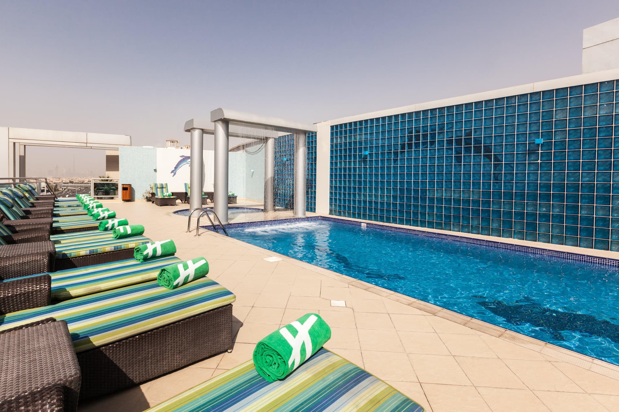 Holiday Inn Dubai - Al Barsha, Pool