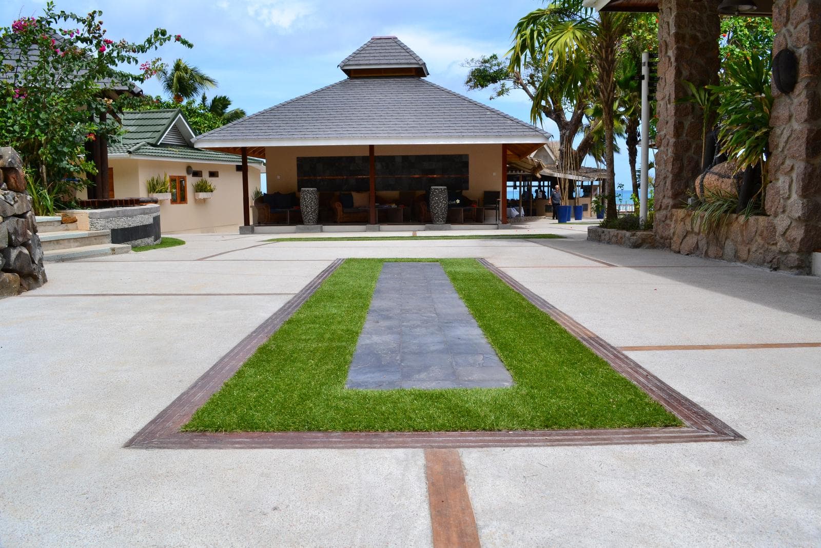 Coco de Mer Hotel and Black Parrot Suites, Lobby