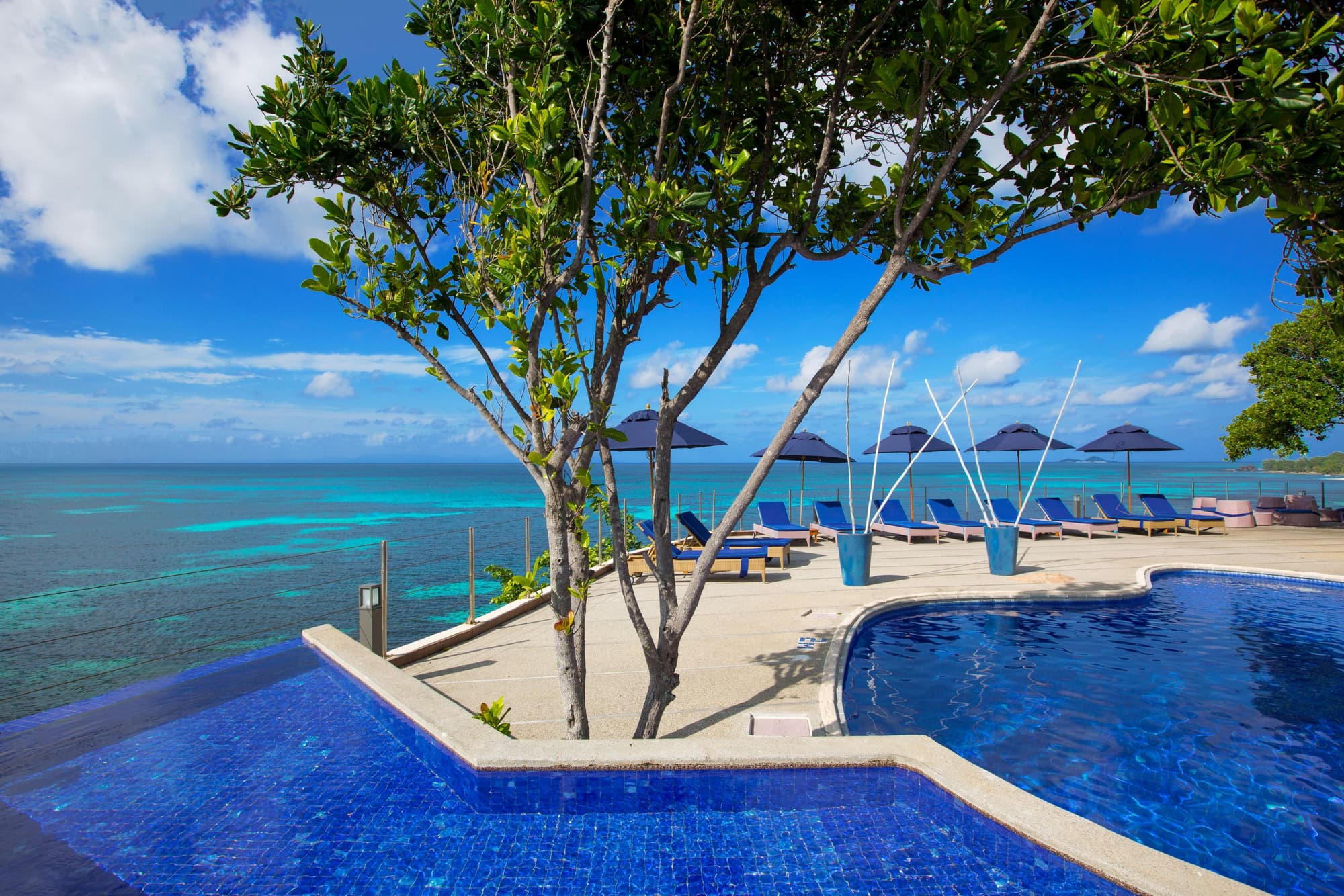 Coco de Mer Hotel and Black Parrot Suites, Pool