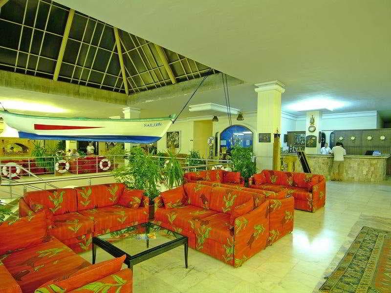 Sailor's Beach Club, Lobby