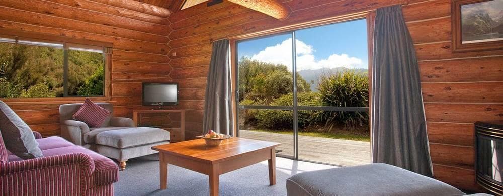 Fiordland Lodge, General view