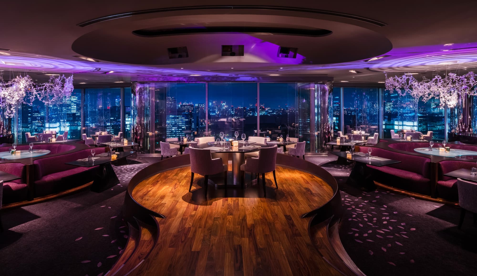 The Peninsula Tokyo, Restaurant