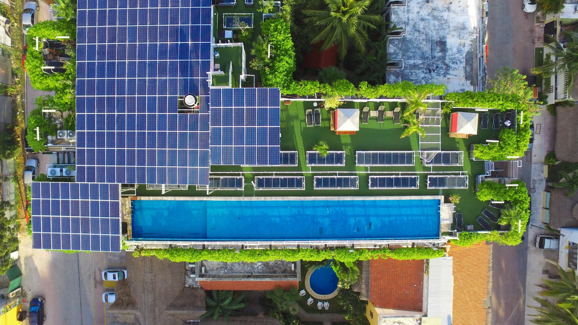 Hotel Kavia 5th Avenida, General view