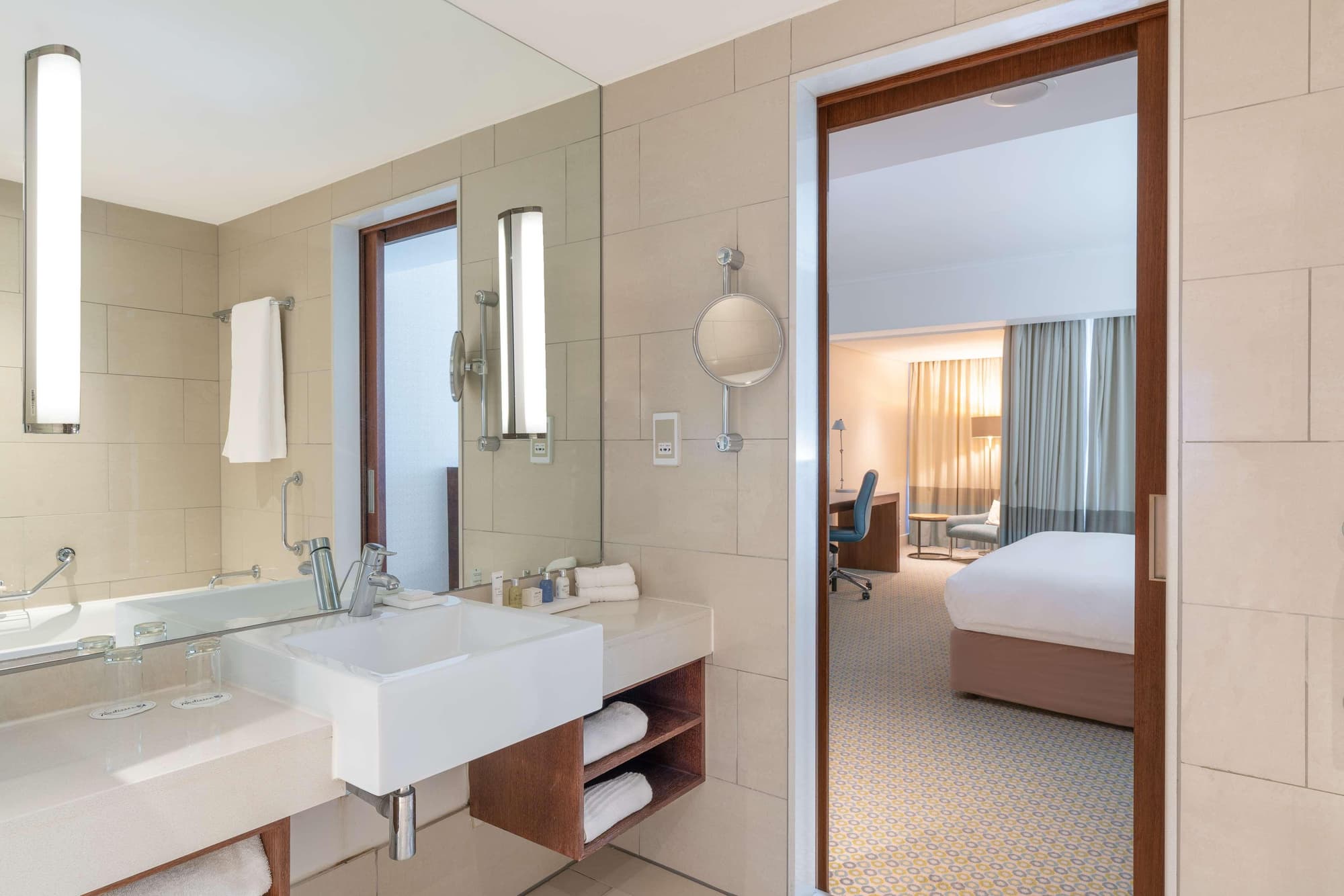 Radisson Blu Hotel Sandton, Room