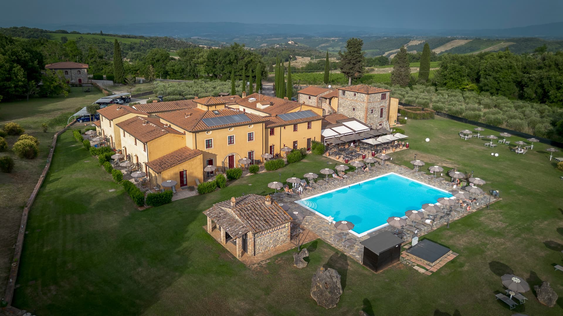 Hotel Casolare le Terre Rosse, General view