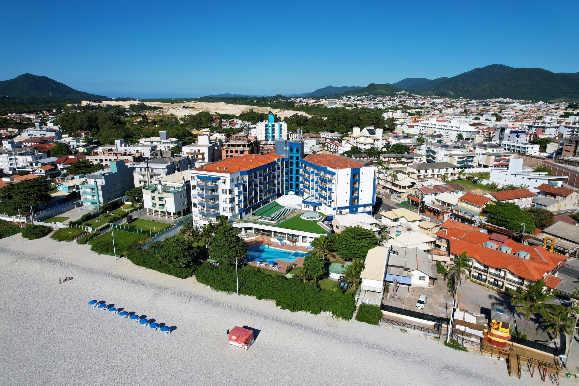 Ingleses Praia Hotel, General view
