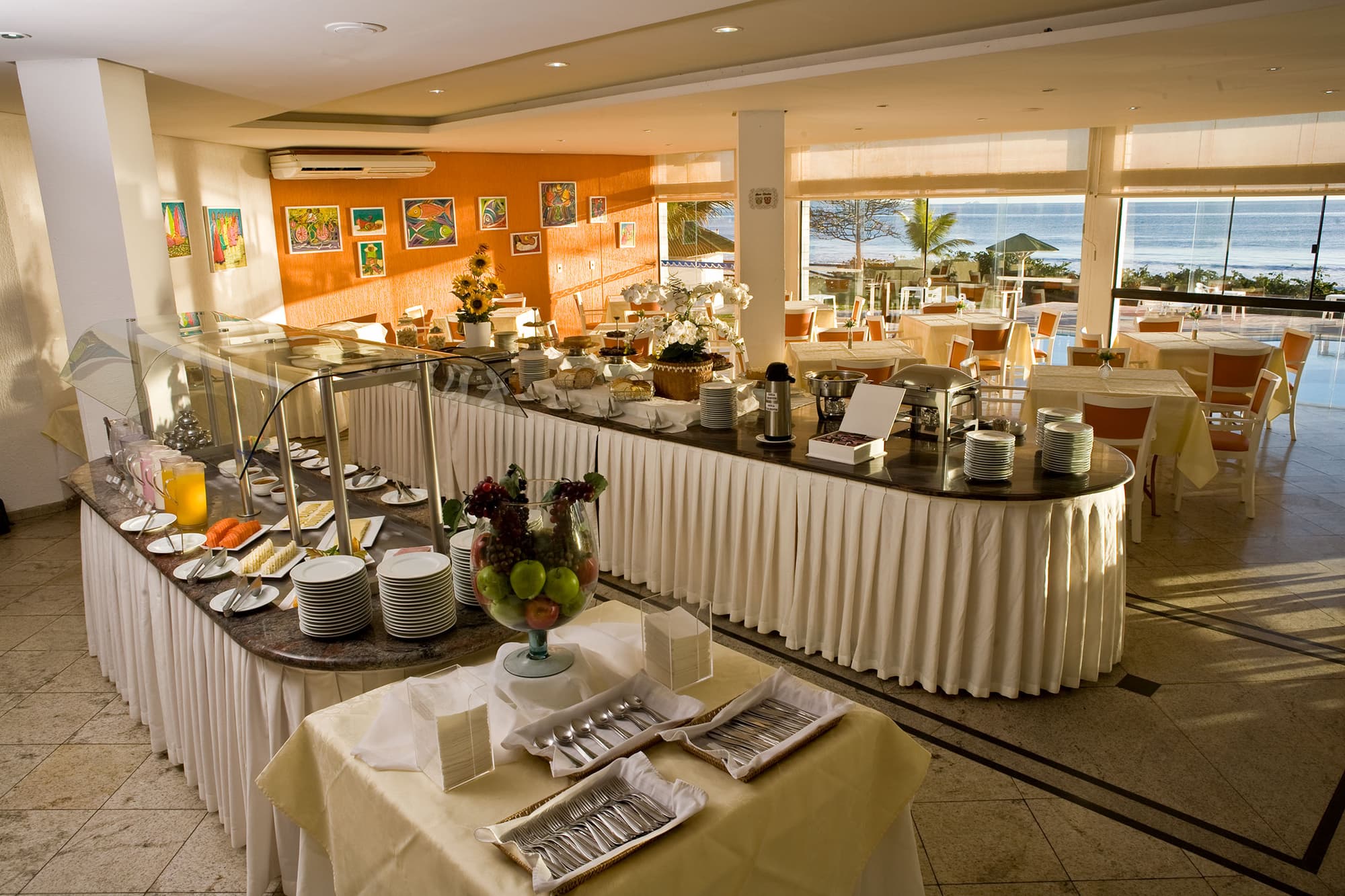 Ingleses Praia Hotel, Restaurant