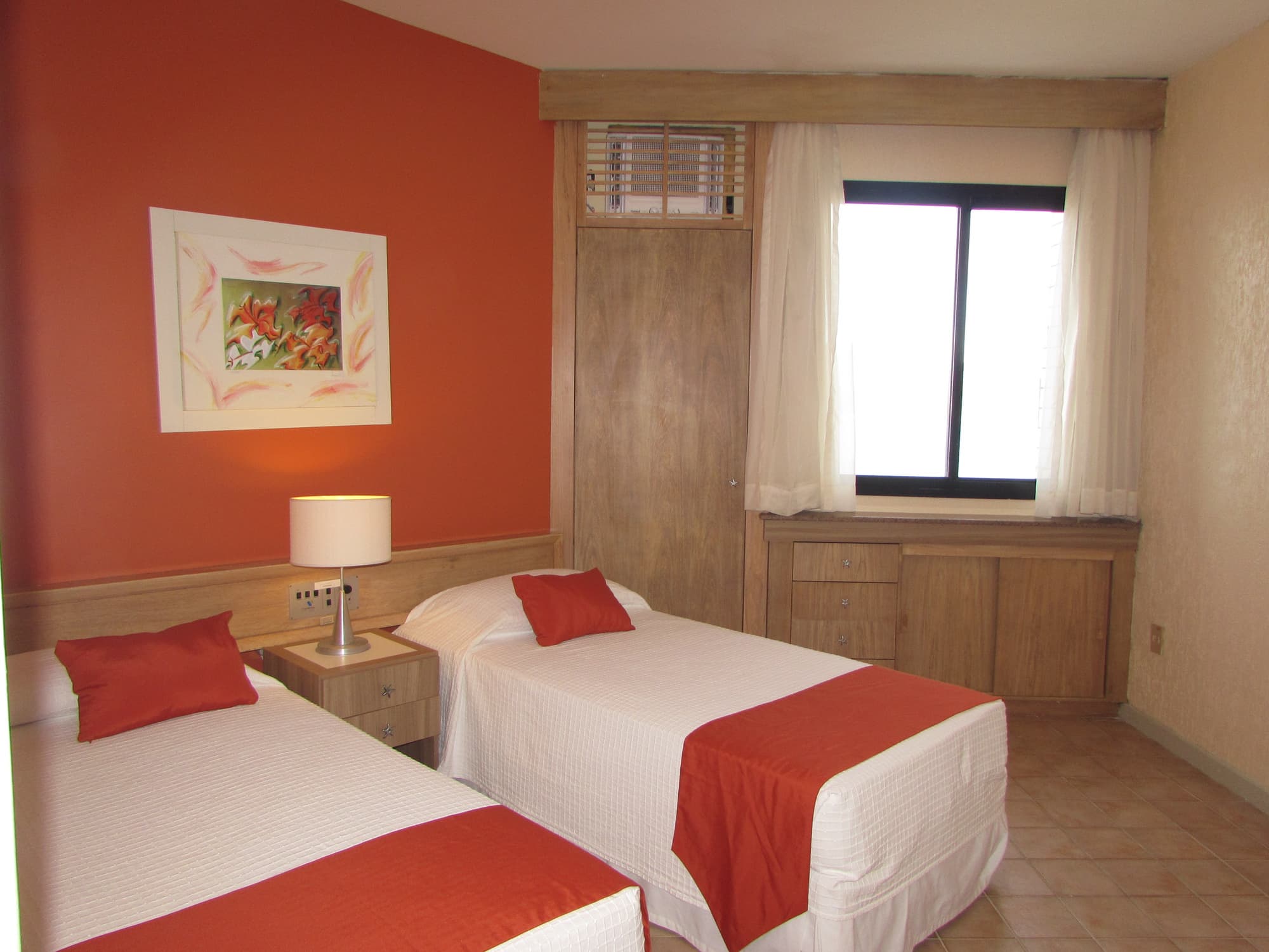 Ingleses Praia Hotel, Room