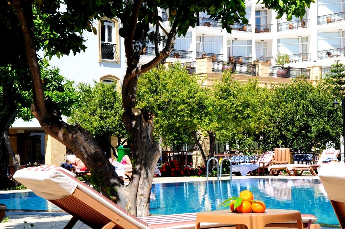 Pia Bella Hotel, Pool