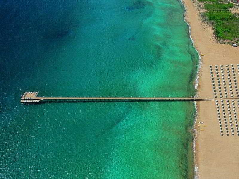 Kaya Artemis Resort & Casino, Beach