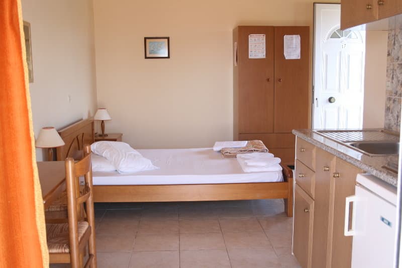 Pythos Studios & Appartments, Room