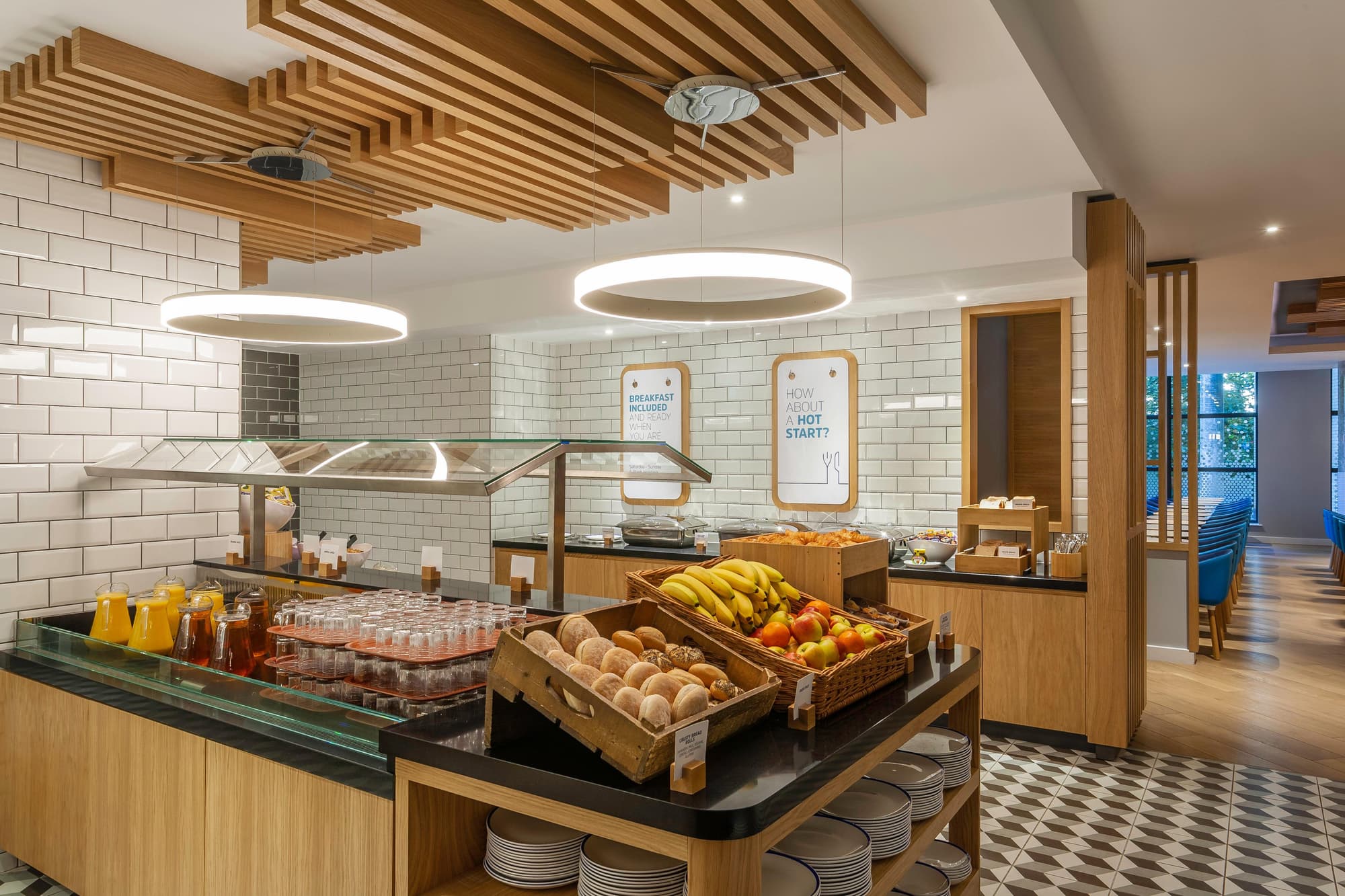 Holiday Inn Express Dublin Airport, Restaurant