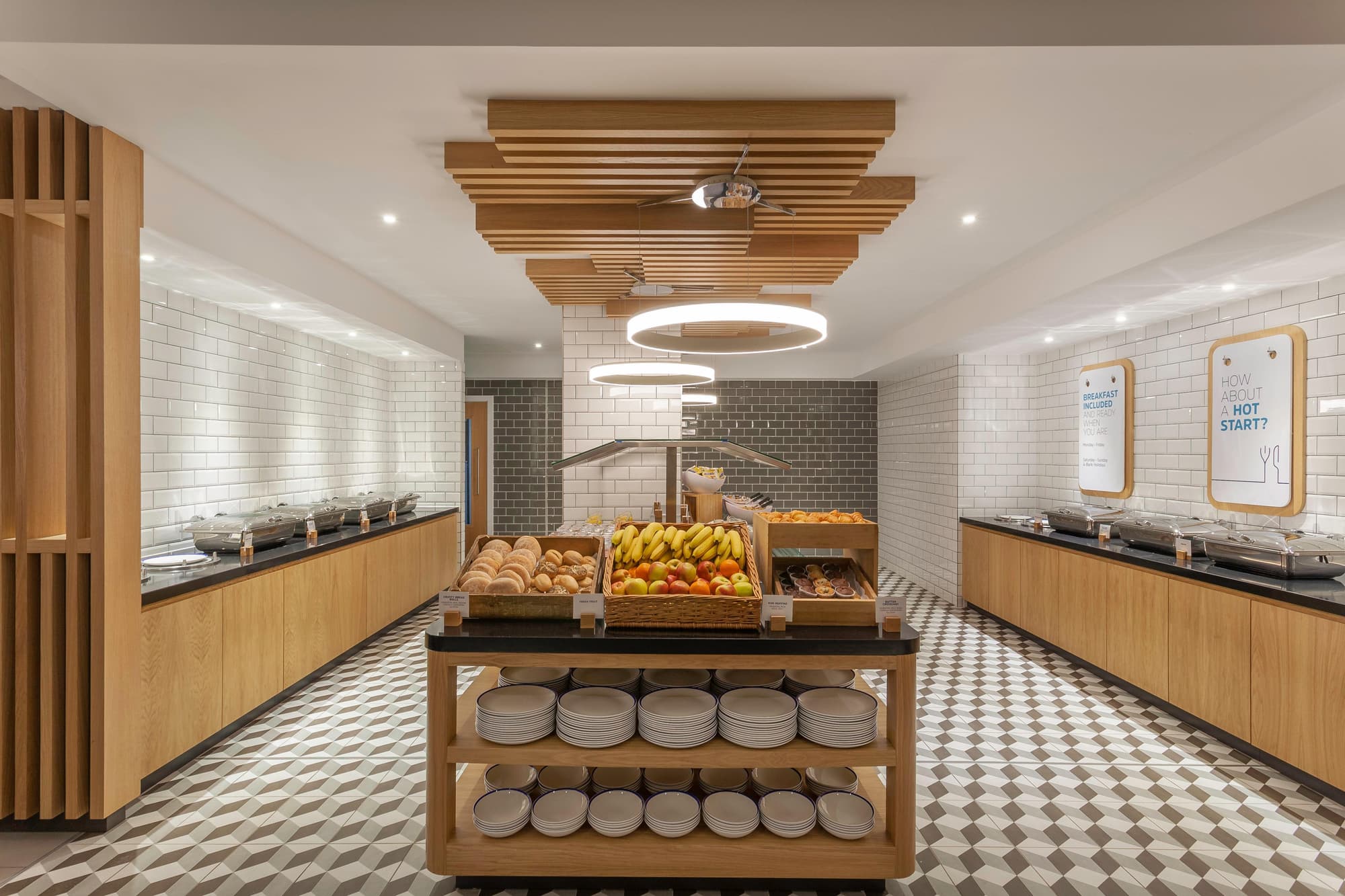 Holiday Inn Express Dublin Airport, Restaurant