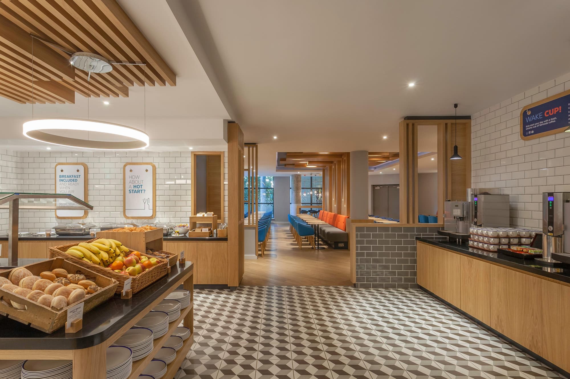 Holiday Inn Express Dublin Airport, Restaurant