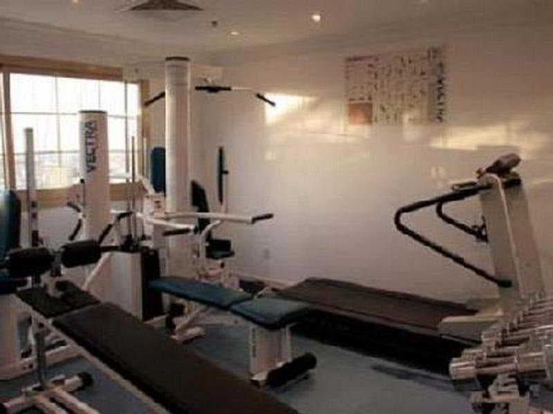 Dolphin hotel Apartments Dubai, Sports and Entertainment