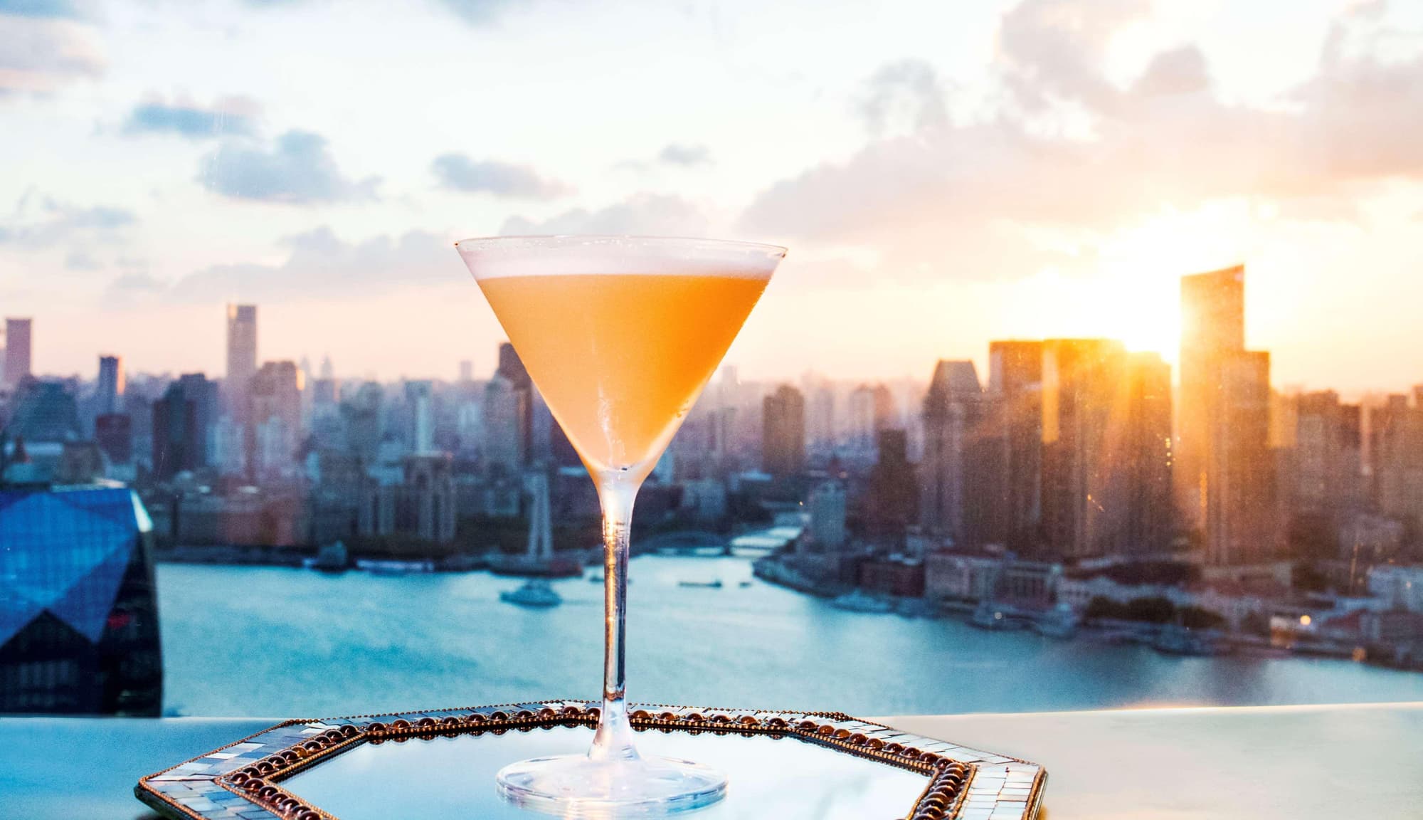 Grand Kempinski Hotel Shanghai, Bar