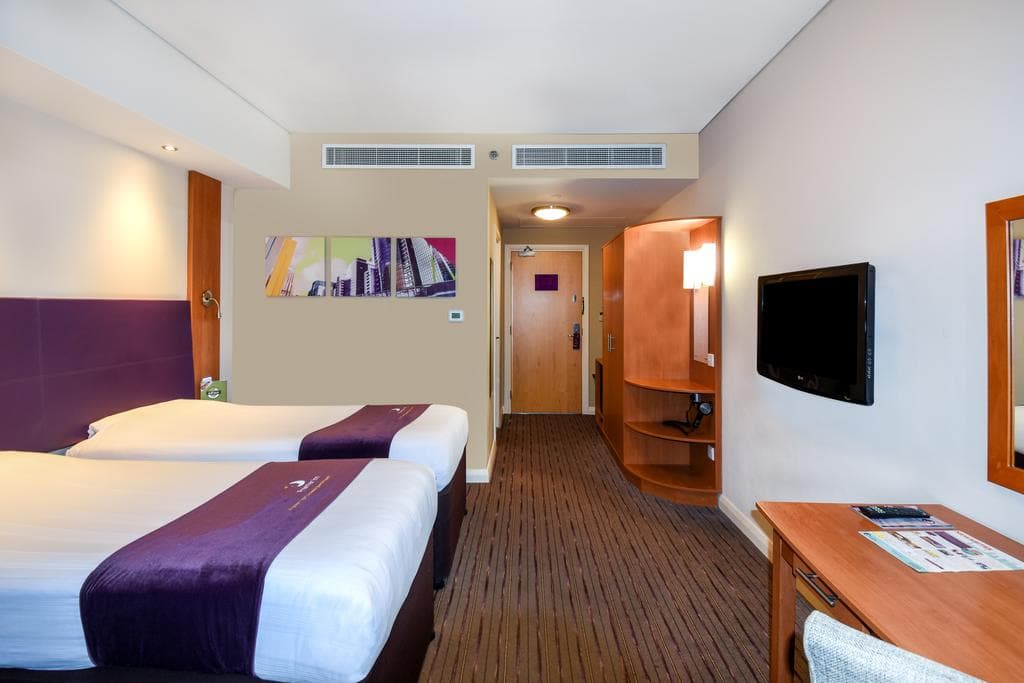 Premier Inn Dubai Investments Park, Room