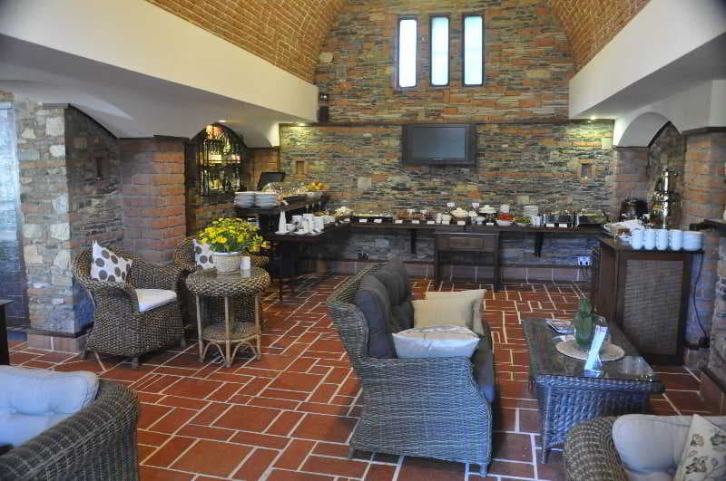 El Vino Hotel Suites, Restaurant