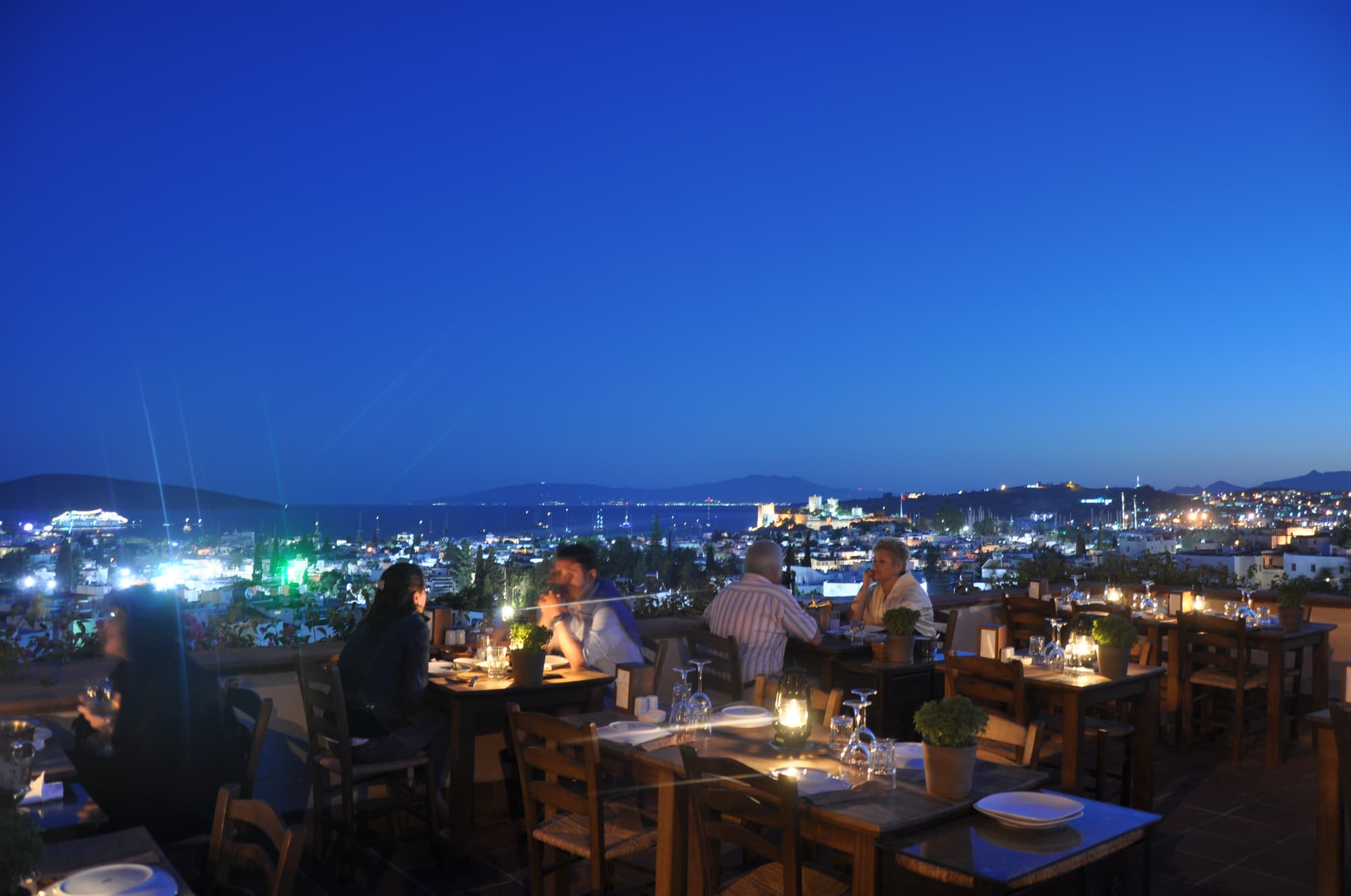 El Vino Hotel Suites, Restaurant