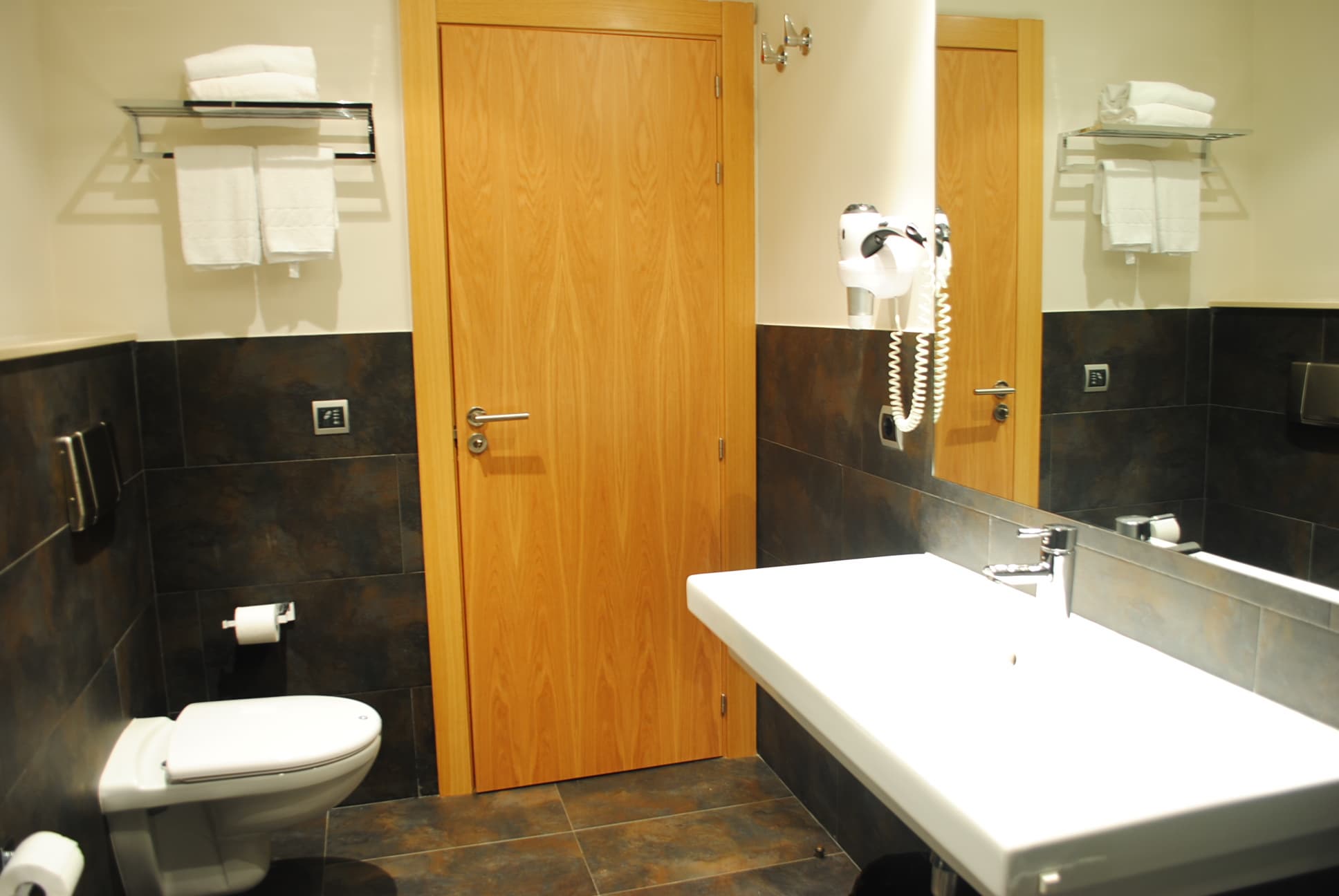 Maritimo Ris Apartamentos, Room