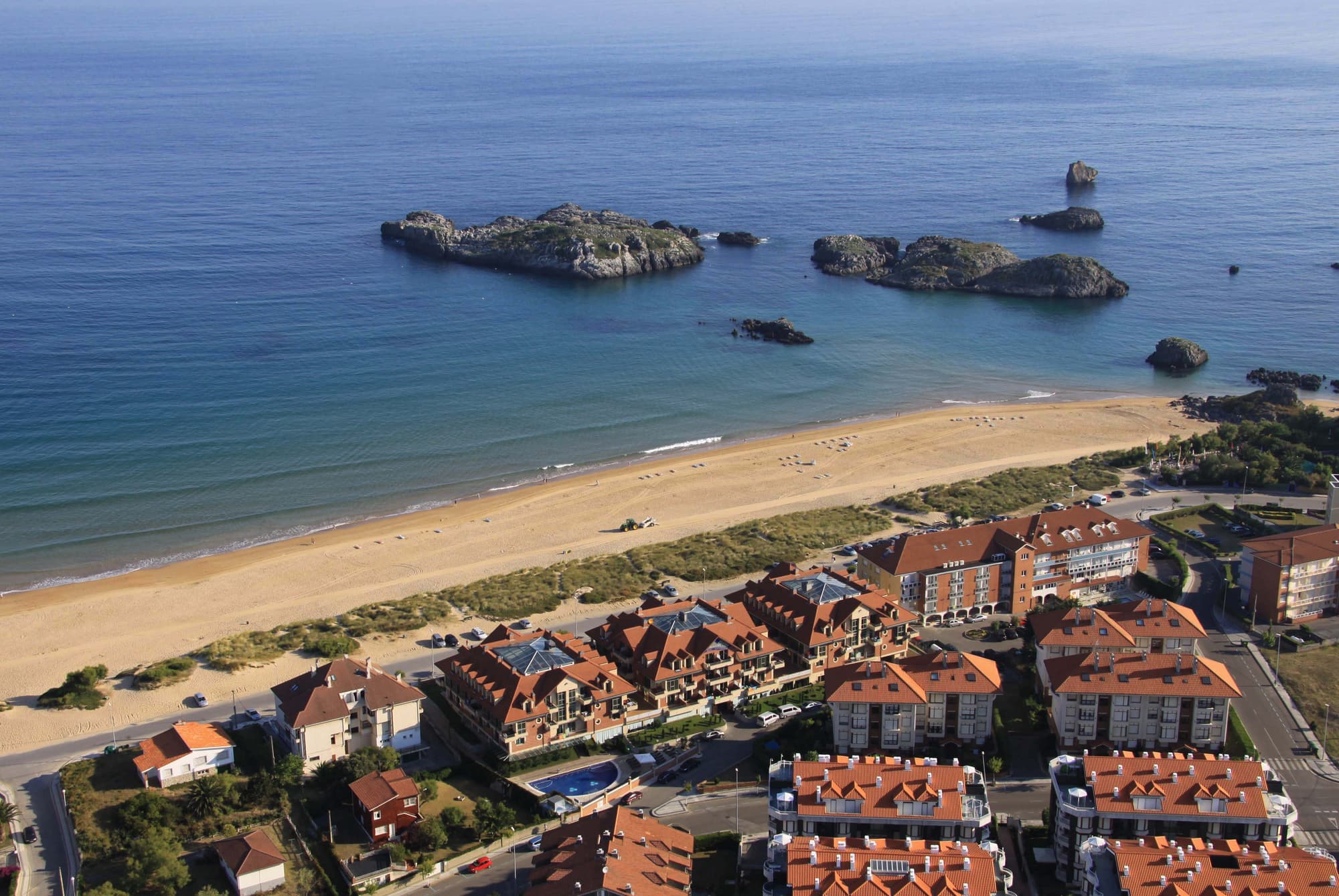 Maritimo Ris Apartamentos, Beach