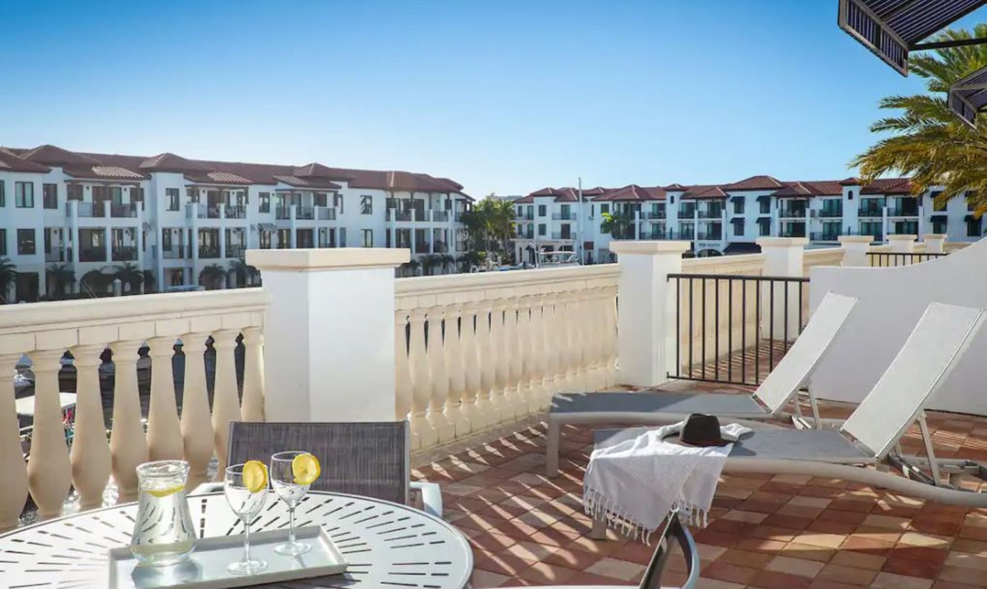 Naples Bay Resort & Marina, Terrace