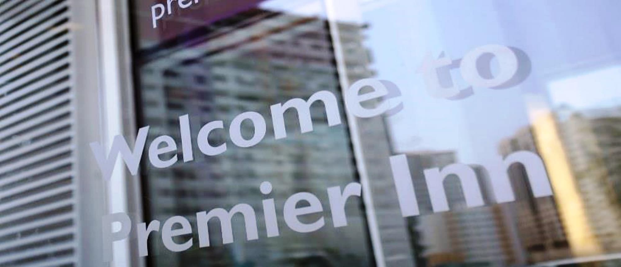 Premier Inn International Airport, Lobby