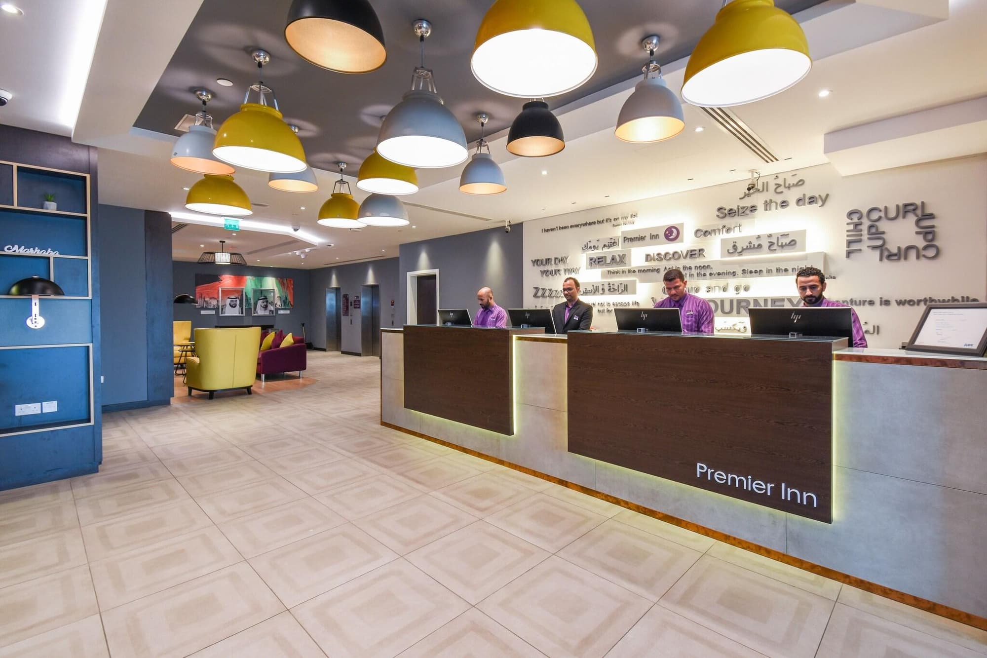 Premier Inn International Airport, Lobby
