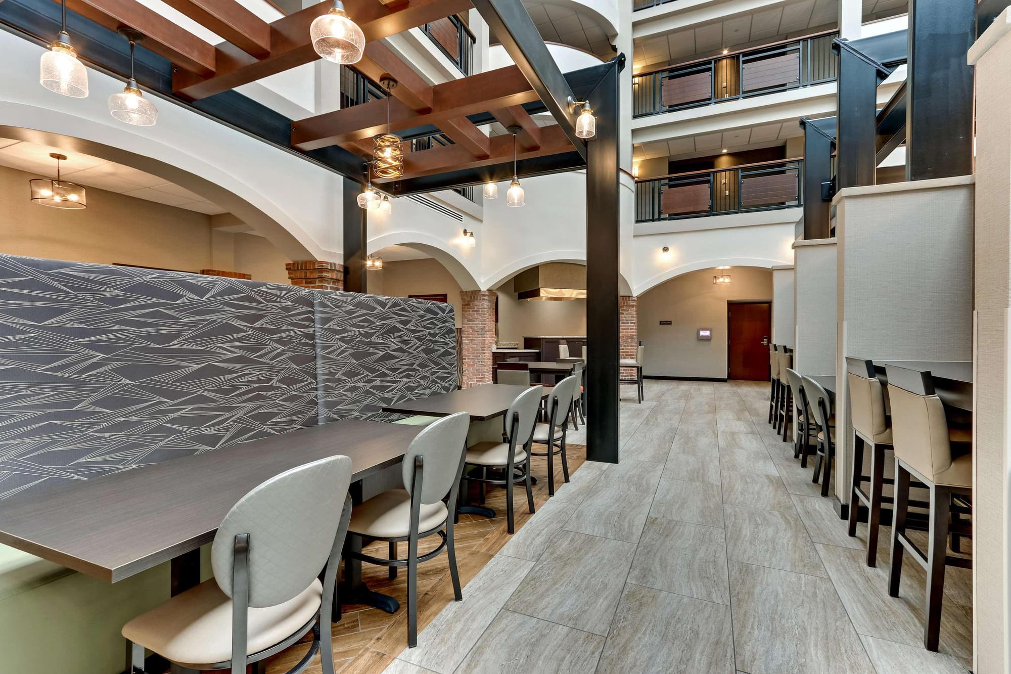 Drury Plaza Hotel St. Paul Downtown, Restaurant