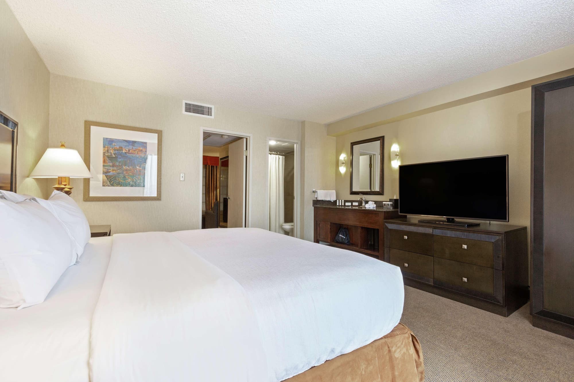 Embassy Suites by Hilton Kansas City Plaza, Room