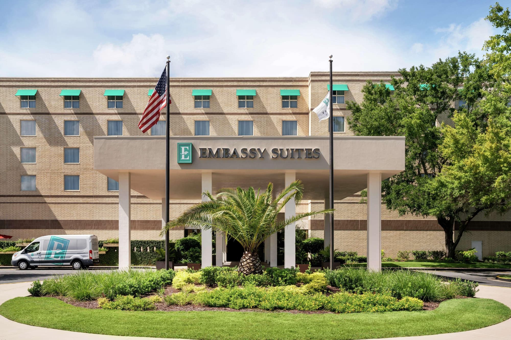 Embassy Suites Brunswick , General view