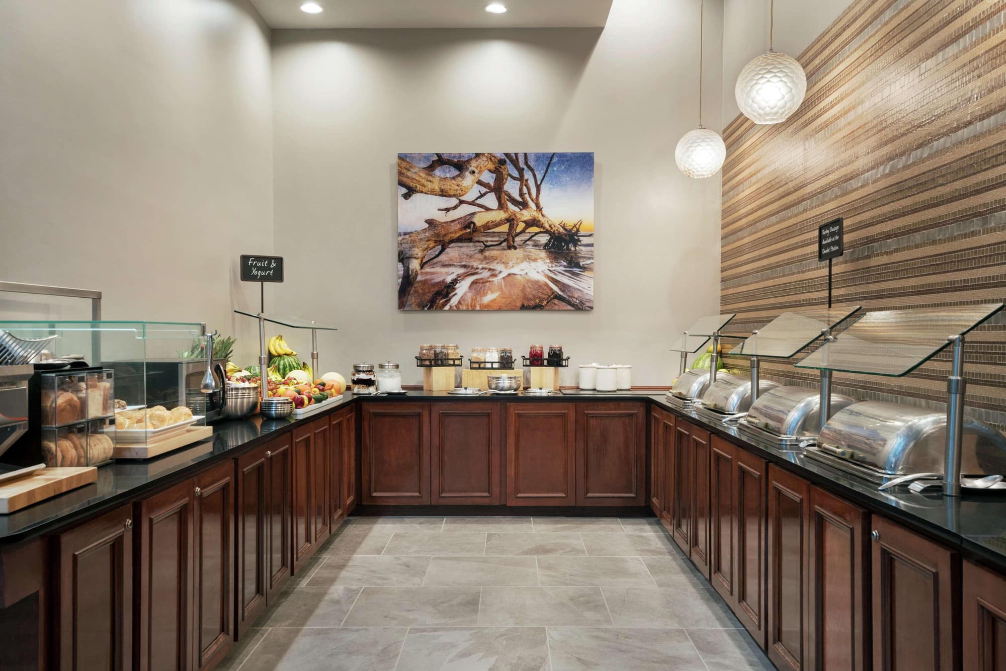 Embassy Suites Brunswick , Restaurant