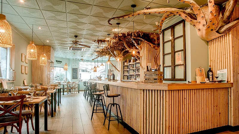 Bahia de Vigo, Restaurant