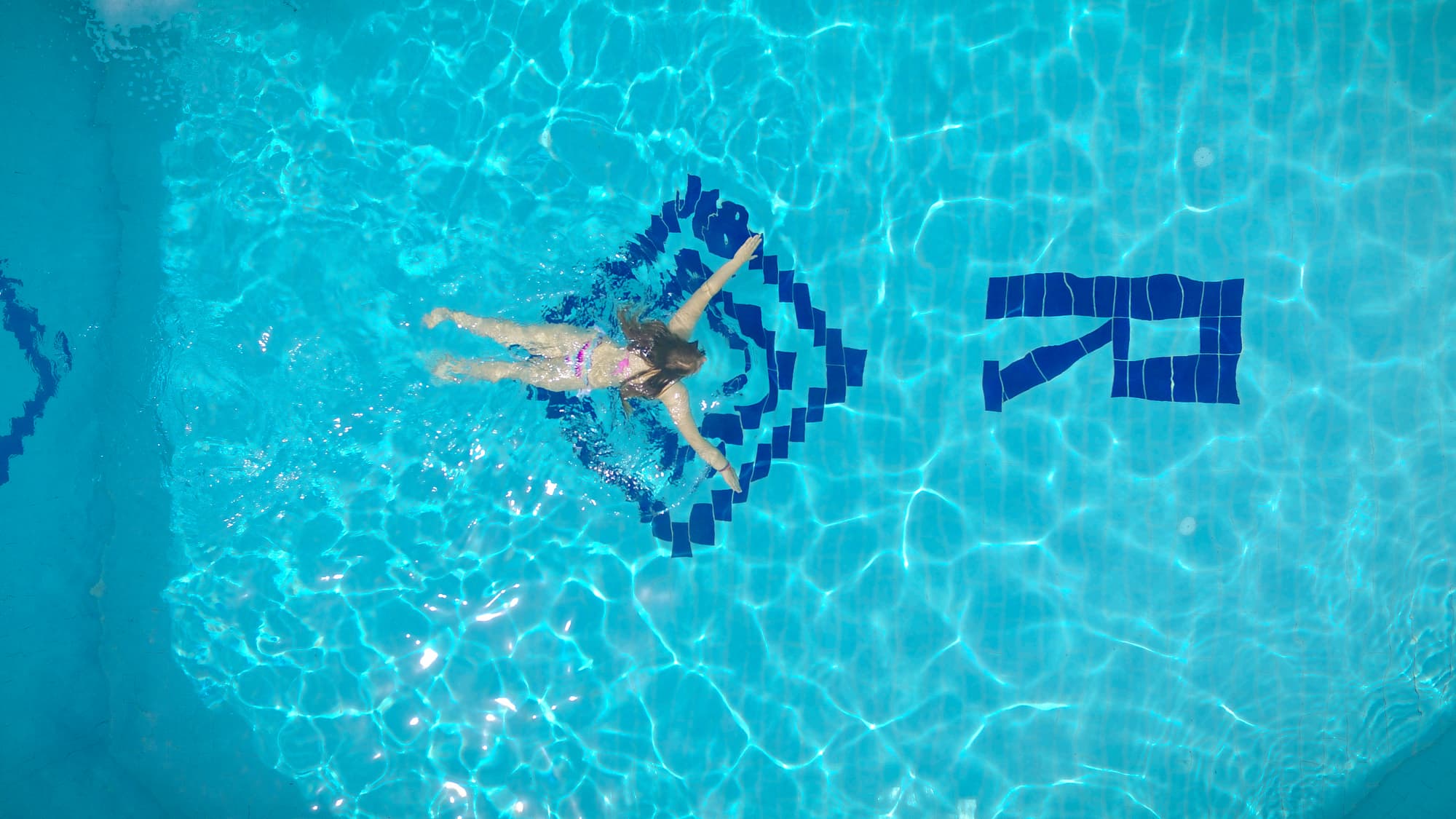 Royal Hotel and Suites, Pool